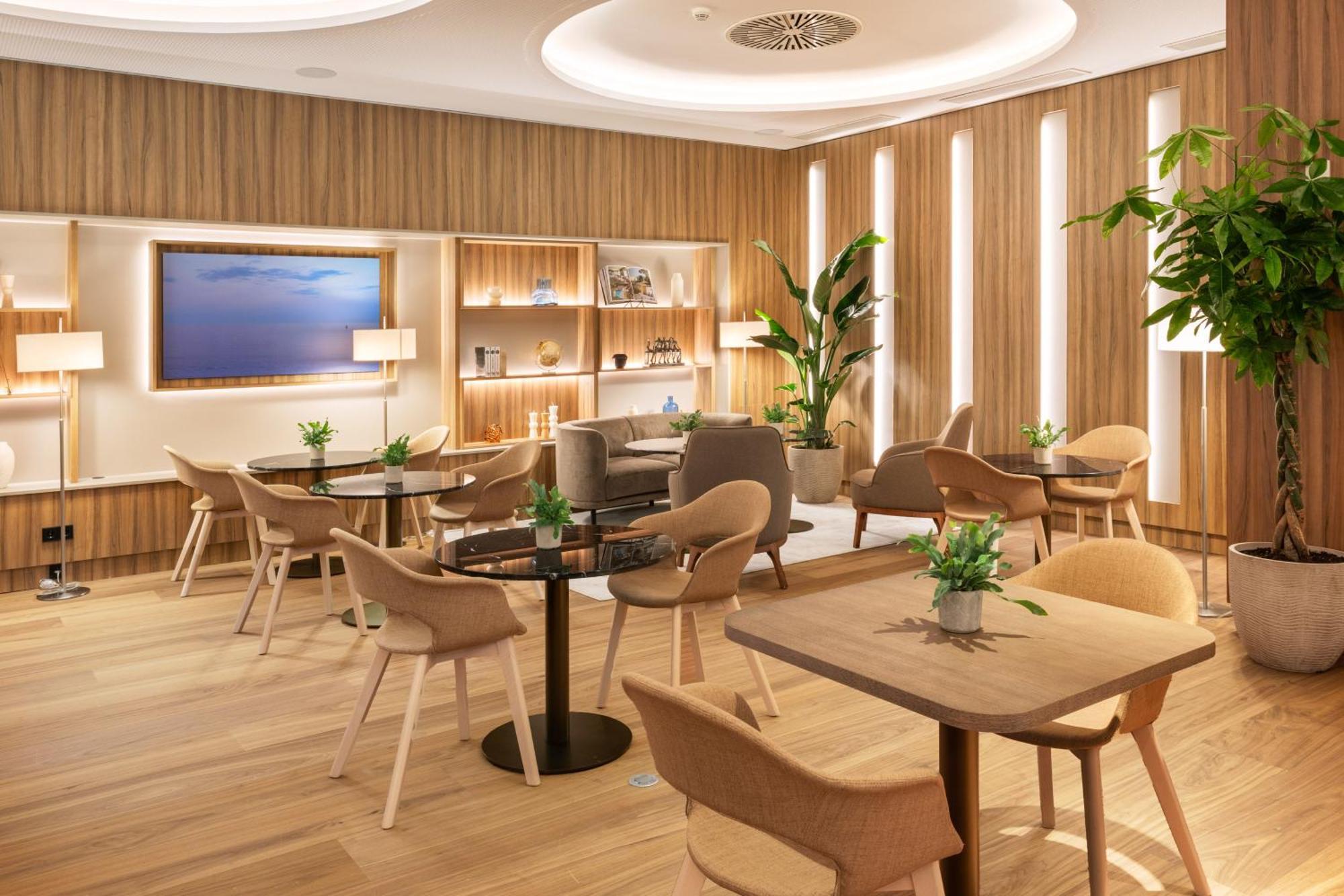 Hotel Melia Barajas 4*