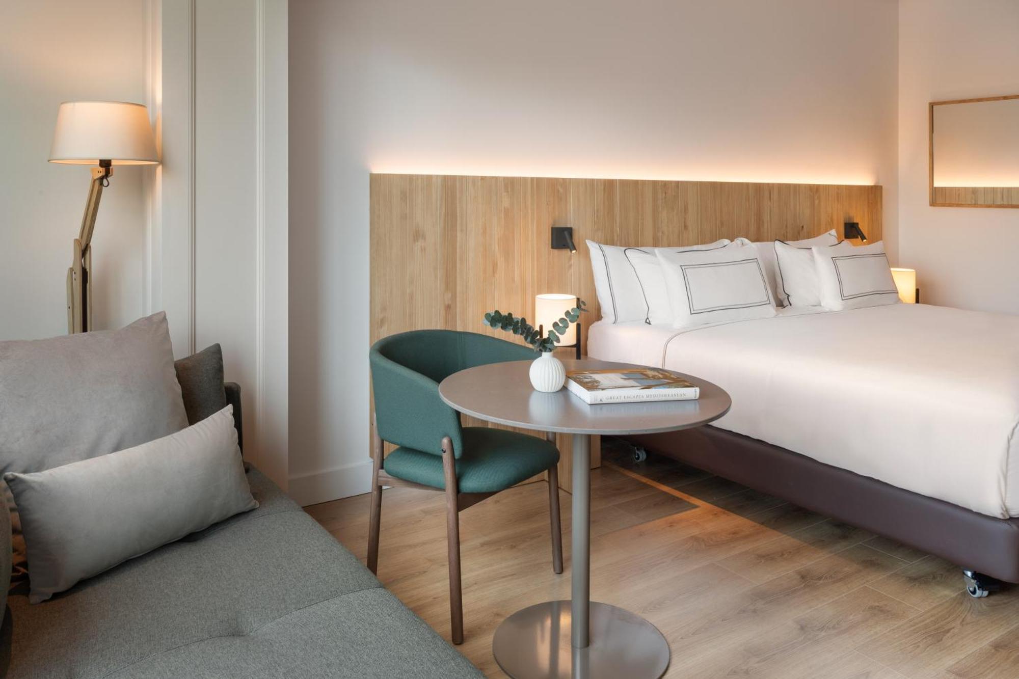 Melia Barajas 4*